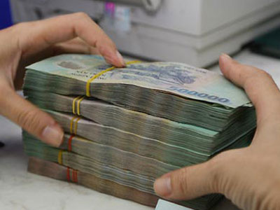Trưởng phòng giao dịch làm giả sổ tiết kiệm rút hơn 18 tỷ đồng
