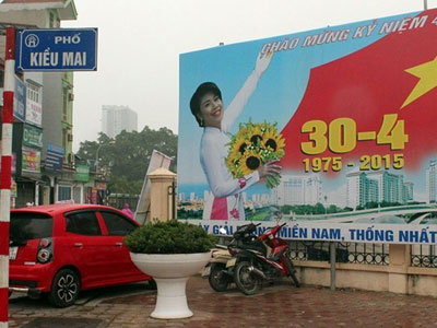 Hà Nội dỡ bỏ những pano "kì dị"