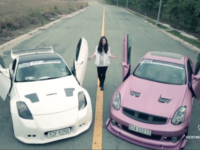 Clip 2 cô gái hát nhạc phim "Fast & Furious" bên dàn siêu xe