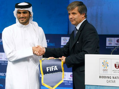 Platini nhận “lót tay” 14 tỉ bảng giúp Qatar giành quyền đăng cai World Cup