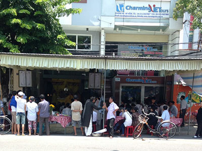 Nỗi đau gia đình 6 người chết vụ xe khách đâm nát xế hộp