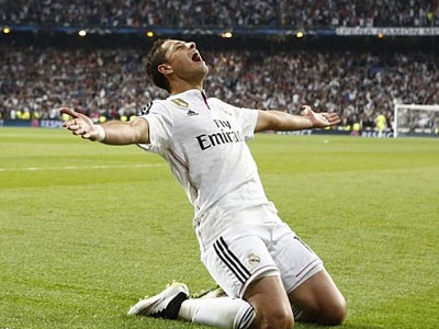 Real Madrid đề nghị M.U cho lùi thời hạn mua đứt Chicharito
