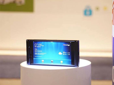 Bphone có giá dự kiến 13 triệu đồng, sẵn sàng đối đầu với iPhone 6