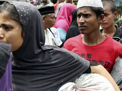 Cứu gần 600 người Rohingya Hồi giáo ngoài khơi Indonesia