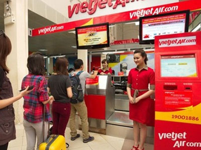 Khóa 2 lần khóa, hành khách của VietJet Air vẫn mất đá thạch anh?