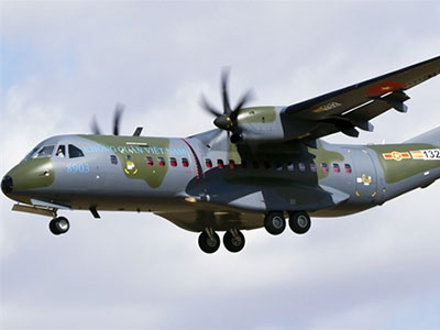 Máy bay vận tải C-295M của Việt Nam có thể hạ cánh ở sân bay Trường Sa