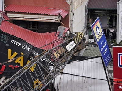 Sập cần cẩu tuyến Metro Nhổn - ga Hà Nội là do... công nhân
