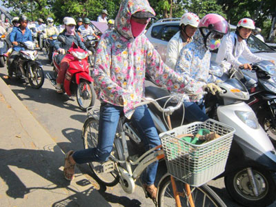 Bắc bộ ngày nắng nóng, chiều tối mưa dông