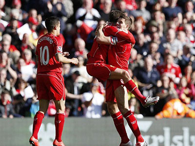 Liverpool 1-3 Crystal Palace: Ngày buồn của Steven Gerrard