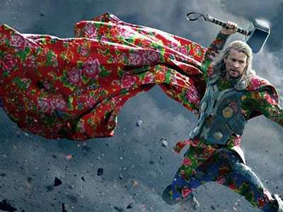 Biệt đội Avengers được chế mặc "chăn con công"