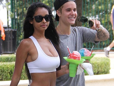 Justin Bieber thích thú hẹn hò ăn kem với người mẫu bốc lửa