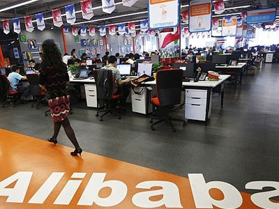Một loạt hãng đồ hiệu đâm đơn kiện Alibaba