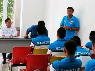HLV Mai Đức Chung chính thức thay ghế ông Lê Thụy Hải