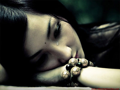 Uất nghẹn nỗi đau chồng vừa mất, gia đình chồng đòi lại nhà