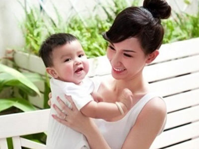 MC Quỳnh Chi sợ yêu sẽ lại tổn thương