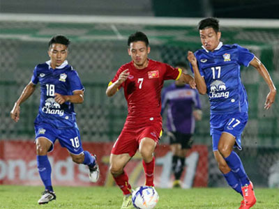 Kiatisuk Senamuang đọ sức Toshiya Miura: Màn tay đôi thượng đỉnh Đông Nam Á