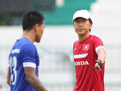 Thái Lan - Việt Nam: Kiatisak sập bẫy của Miura?