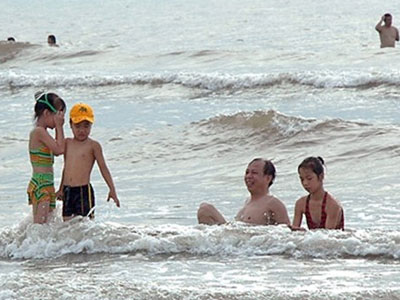 Những điều bạn bắt buộc phải biết khi đi tắm biển