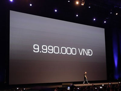 Bphone có giá bán 9.999.000 đồng và có 3 phiên bản