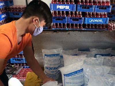 Nóng thiêu đốt, bán đá sạch lãi to