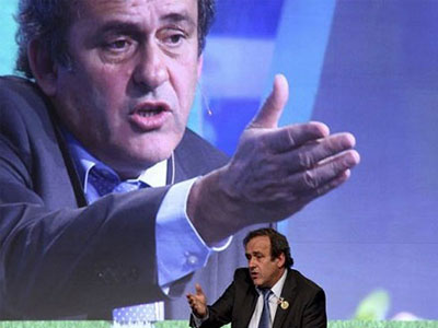 Platini chơi sốc, "cấm cửa" FIFA dự CK Champions League