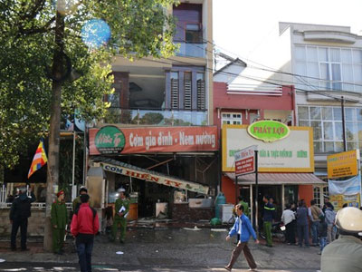 Đà Lạt: Nổ bình gas, 2 người nhập viện