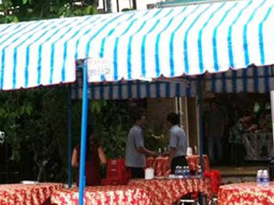 Giả danh thợ điện, đột nhập nhà, cắt cổ vợ cũ đến chết