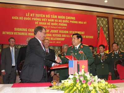 Việt-Mỹ ký Tuyên bố tầm nhìn chung về quan hệ quốc phòng