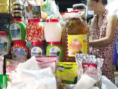 Ăn chè giải nhiệt ngày hè, giật mình nghe chuyện nguyên liệu pha, nấu