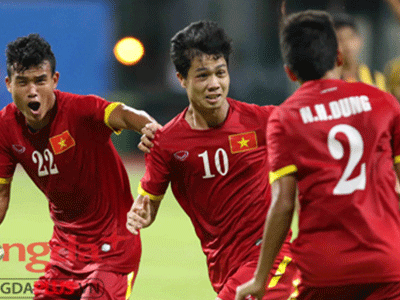 Hủy diệt 5-1 U23 Malaysia, U23 Việt Nam rộng cửa vào bán kết