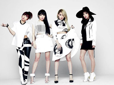 Rộ tin đồn 2NE1 tan rã
