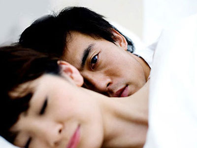 Có phải đàn ông dễ bị "của lạ" cuốn hút