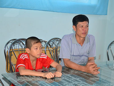 Gia đình Ánh Viên: Thương cháu vì bơi nhiều quá