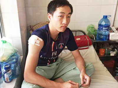 "Phê" bồ đà, sinh viên đâm bị thương Trung úy Cảnh sát