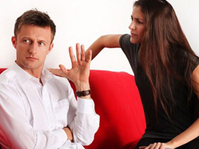 Những tật xấu của phụ nữ khiến đàn ông khó chịu