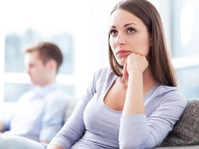Ngượng chín mặt với chồng thích "chém gió"