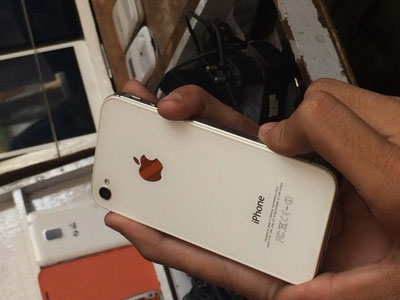 Trò lừa đảo bán iPhone dỏm lan về TPHCM