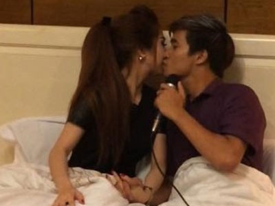 Lệ Rơi bị bạn đăng ảnh hôn thân mật hot girl trong phòng