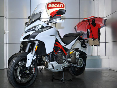 Mô-tô Ducati tiền tỷ thứ 2 về Việt Nam có gì nổi bật?