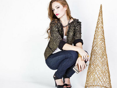 Vào viện vì mặc quần jeans “bó giò” khi ngồi xổm