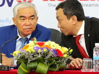 Xung quanh nghi án hối lộ ở VFF: Vợ ông Lê Hùng Dũng nói gì?