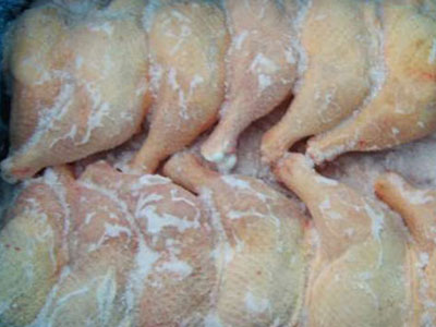 Cảnh báo thịt gà đông lạnh chứa độc tố gây ung thư