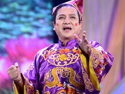 Nghệ sĩ trượt danh hiệu: Chờ "vé vớt" khi...qua đời?