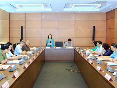 Chính phủ "bảo lưu" quan điểm không đặt tên quá 25 chữ