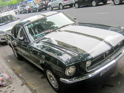 Mustang Fast & Furious hàng độc ở Sài Gòn