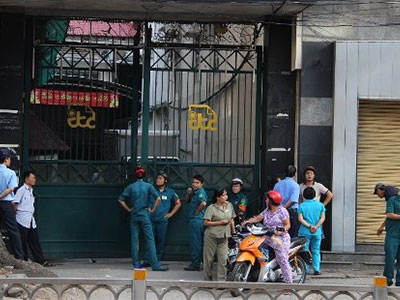 Bảo vệ rơi từ sân thượng, tử vong tại chỗ