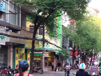 Công an vào cuộc vụ báo mất ôtô giữa ban ngày ở Sài Gòn