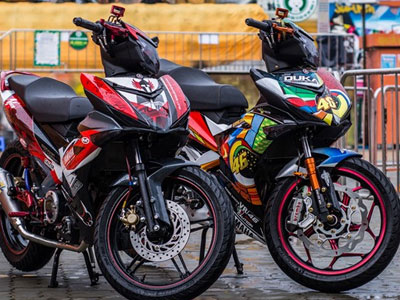 Cặp Exciter 150 độ phong cách xe đua của Rossi và Lorenzo