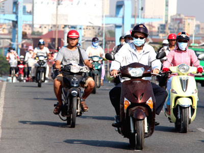 Hà Nội nắng nóng 38 độ C