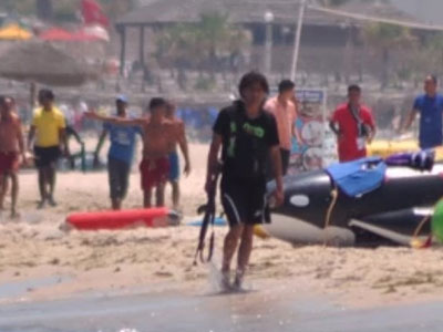 Cha của tên khủng bố Tunisia tiết lộ chuyện con bị "tẩy não"